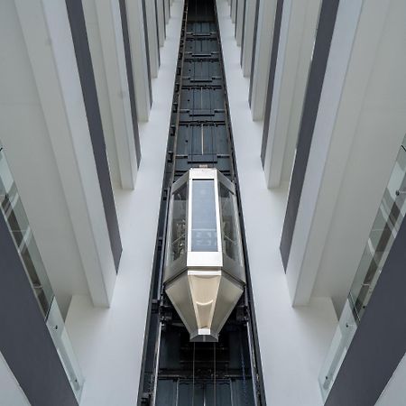 Kent Baywatch Suites Коччи Экстерьер фото