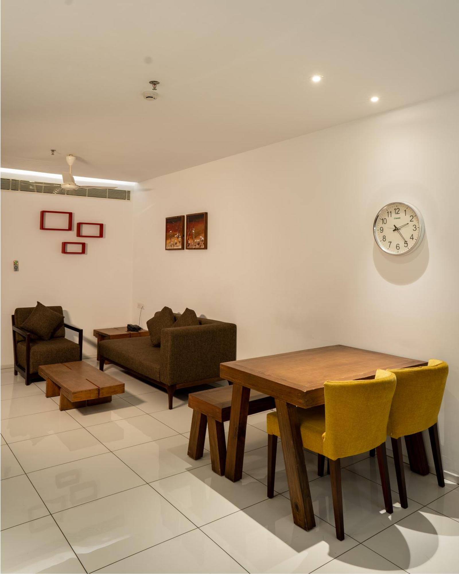 Kent Baywatch Suites Коччи Экстерьер фото
