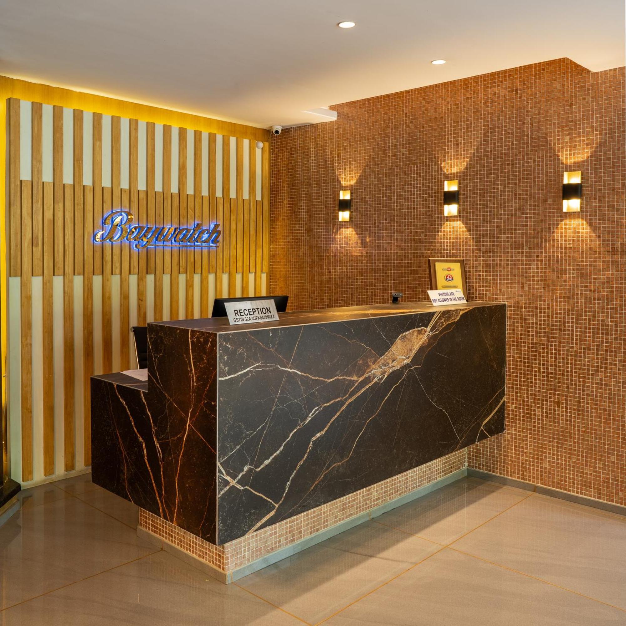 Kent Baywatch Suites Коччи Экстерьер фото